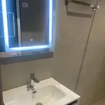 White 招待所 Kamez