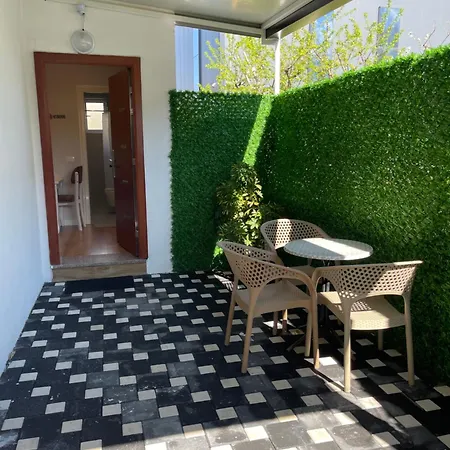 Guest house White *