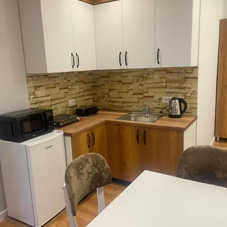 White Affittacamere Kamez